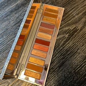 Charlotte Tilbury Bejewelled to Hypnotize